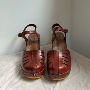 Italian leather wooden clogs